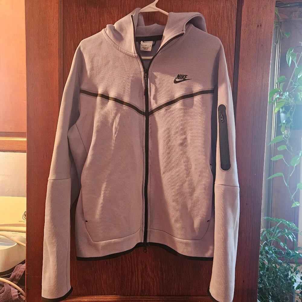 Nike Tech Fleece Full-Zip Hoodie Unisex